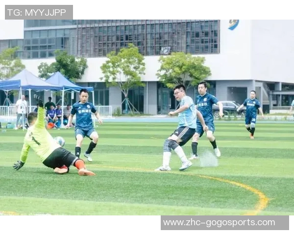 全民足球热潮席卷全国让每一个人都能享受足球的乐趣与激情 全民足球热潮席卷全国让每一个人都能享受足球的乐趣与激情